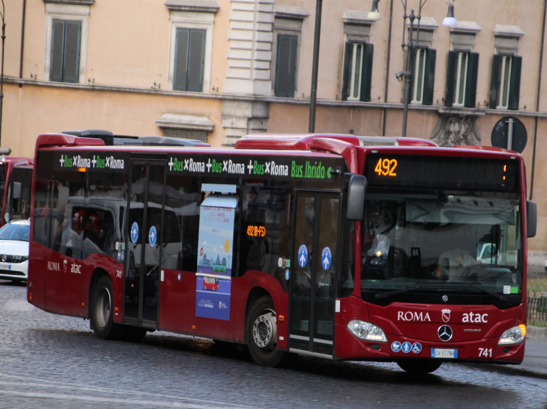 LINEA 492 (galleria) Trasporti a Roma